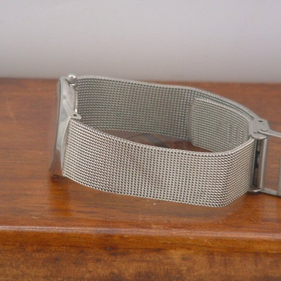 Pre-Owned Women’s Skagen 233SSSBD Jeweled Analog Dress Watch - Picture 3 of 6